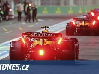 Kvalifikaci F1 v Saúdské Arábii vyhrál Verstappen před Leclercem