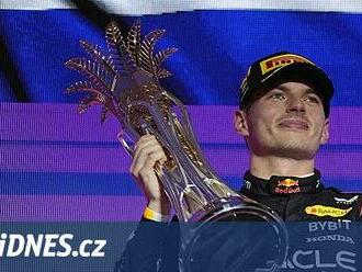 Verstappen opět nenašel přemožitele. V Džiddě vyhrál před Pérezem a Leclercem