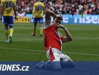 Slavia - Teplice 4:0, v první půli zářil uzdravený Jurásek, hosté poté odpadli