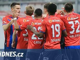 Plzeň - Sparta 4:0, ze šlágru exhibice, dva góly dal Chorý, Krejčí vyloučen