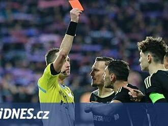 Vyloučení Krejčího? Hraniční, řekla komise. Penalty v Ostravě špatně