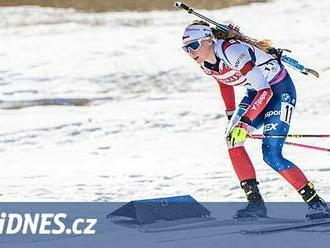 ONLINE: Poslední sprint biatlonistek. Voborníková v cíli vypadla z desítky