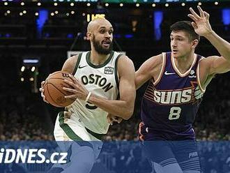 Boston má jako první play off jisté. Newyorskou obranu zastínil útočný Brunson