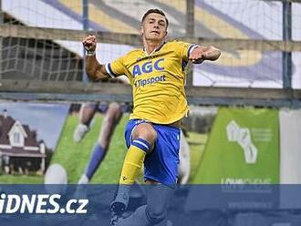 Teplice - Slovácko 1:1, dva rychlé góly, v závěru Heča chytil Filovy penaltu