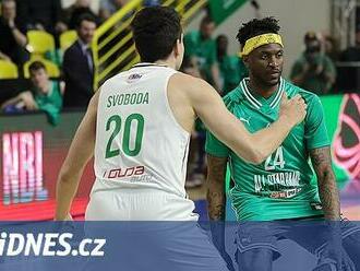 Utkání hvězd vyhráli basketbalisté Západu, v Opavě padaly i pětibodové koše