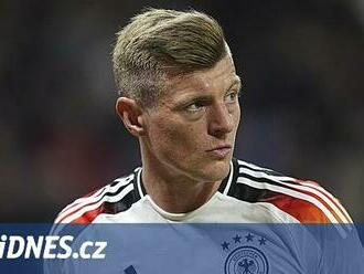 Naděje před Eurem? Kroos zářil: blesková asistence i uznání od trenéra