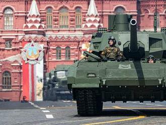 Ruský 'zázračný' tank sa vyhýba službe. Armatu proti Ukrajine nechcú poslať