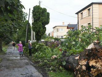 Nie všade sa sviatky začnú prívetivým počasím, platí aj druhá najvyššia výstraha