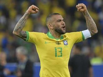 Alves je krôčik od slobody. Ak odsúdený Brazílčan splní dve podmienky, pustia ho z väzenia