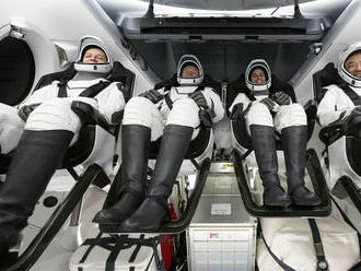 Na Zem sa po šesťmesačnej misii na ISS vrátili štyria astronauti