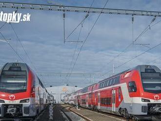 Železničiari evidujú za posledné týždne viacero smrteľných zrážok vlaku s osobou