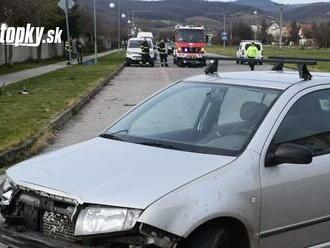 Polícia hľadá svedkov dopravnej nehody, ktorá sa stala v Pezinku