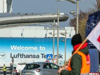 Kolaps leteckej dopravy v Nemecku zažehnaný: Lufthansa a odbory sa po sérii štrajkov dohodli