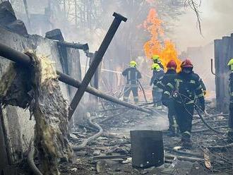 Ukrajina vo veľkom buduje obranu: Tisícky protitankových bariér v Odeskej oblasti