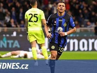 Inter zdolal v italské lize Empoli, Boloňa potvrdila formu proti Salernitaně