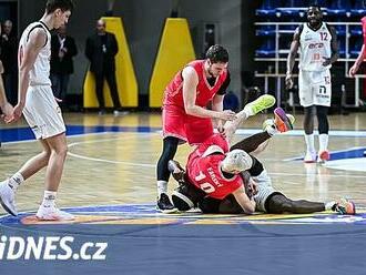 Nejen obhájce vs. hladový Nymburk. Play off NBL slibuje drama. Komu věří Zídek?