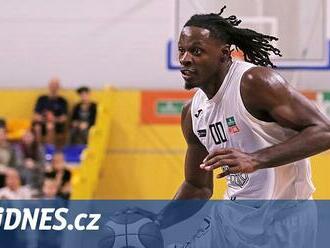 V Louisianě hrál i americký fotbal, teď Bailey táhne basketbalisty Olomoucka