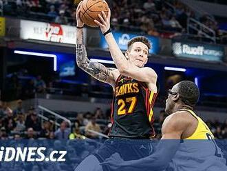 Atlanta zakončila základní část NBA debaklem, Krejčí nebodoval