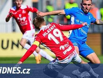 Boleslav bavila. Škoda, že jsme nedali i třetí branku, mrzelo Ladru s Holoubkem