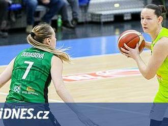 Basketbalistky USK zvládly třetí finále bez problémů, titul mají na dosah