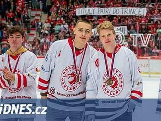 Slíbil mistrům zájezd na NHL, bude jen výlet do Prahy. Hadamczik slovo nesplní