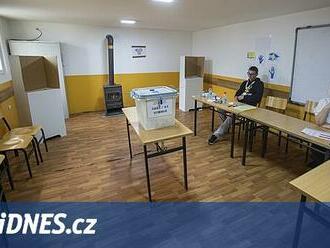 Kosovské referendum kvůli Srbům skončilo debaklem, účast nedosáhla ani procenta