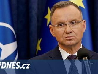 Prezident Duda se nebrání jaderným zbraním NATO v Polsku, překvapil premiéra