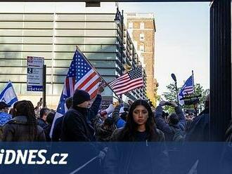 Tohle je nenávist, řekl o protestech za Gazu Trump. Kampus stále nevyklidili