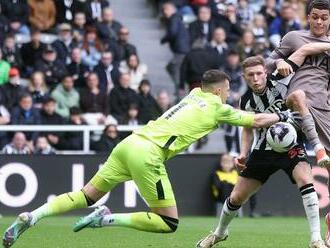 Čisté konto Dúbravku, Newcastle úradoval. Manchester City je späť na čele Premier League