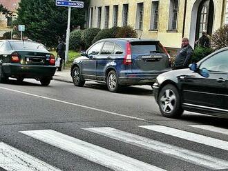 Chodkyňu v Starej Ľubovni dvakrát zrazilo na priechode auto. Ďalšia žena zomrela na Liptove