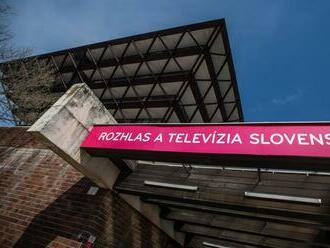 Šimkovičová zverejnila zákon o Slovenskej televízii a rozhlase, názov mení na STVR. RTVS porušuje ľudské práva, tvrdí Fico