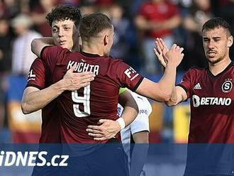 Slovácko - Sparta 2:4, obhájce se strachoval o výhru, uklidnil ho Krejčí