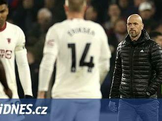 Ten Hag by měl skončit, kritizují experti. Jsem ten pravý, hájí se kouč po debaklu