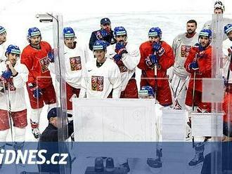 Kapitánem Červenka, asistenti z NHL. Kämpf vytlačil Kovařčíka, končí Kousal