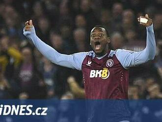 Aston Villa v závěru vydřela remízu s Liverpoolem, dvě branky dal náhradník Durán