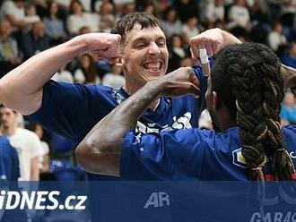 Šesté derby v Děčíně, válka nervů. Zchlaďte hlavy! vyzval šéf asociace klubů