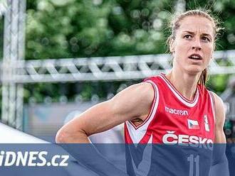 Suchanová trefila čtvrtfinále. České basketbalistky 3x3 dál bojují o Paříž