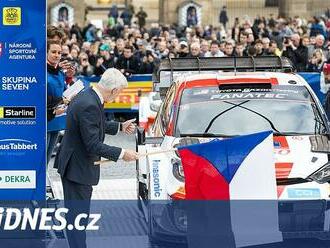 Slavnostní start Středoevropské rallye bude opět u Pražského hradu