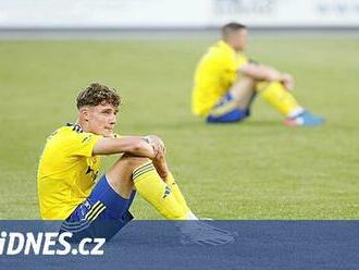 Do druhé ligy padá Zlín, o evropské poháry si zahraje Hradec Králové