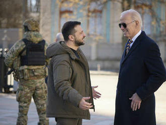 ONLINE: Zelenskyj: Ak Biden nepríde na mierový summit, dočká sa od Putina potlesku postojačky