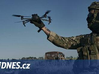 První létající divize. Armáda investuje miliardy, chce masy dronů do tří let