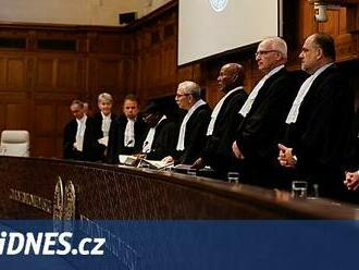 Soud v Haagu nařídil zastavit ofenzivu, Izrael vzápětí v Rafáhu bombardoval
