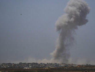 Izraelská armáda postupuje hlbšie do Rafahu, podľa Galanta operácia ďalej zosilnie