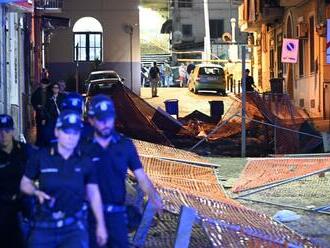 Spúšť po silnom zemetrasení pri Neapole: Evakuovaľ museli aj 140 väzenkýň