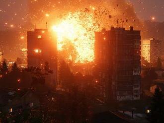 Katastrofálne správy Ukrajiny: Rusi zasiahli husto obývanú štvrť! Hlásia obete, zranených a požiare