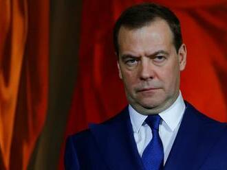 Medvedev sa vyhráža Poľsku: Plánuje jadrový útok?! Strašné, čo im odkázal