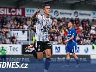 Táborsko - Budějovice 1:1, domácí byli lepší, hosty udržel v lize gólman Šípoš