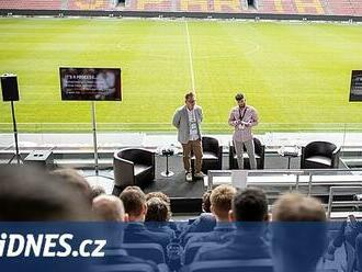 Inovace klubů: Sparta s předplatným, Alavés stvořil hru. Frankfurt vás i pojistí