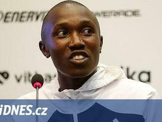 Kipruto dostal šestiletý distanc za doping a přijde o rekord ze silniční desítky