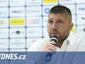 Omladit musíme. Sportovní šéf Slovácka o konci Svědíka, novém kouči i Petrželovi